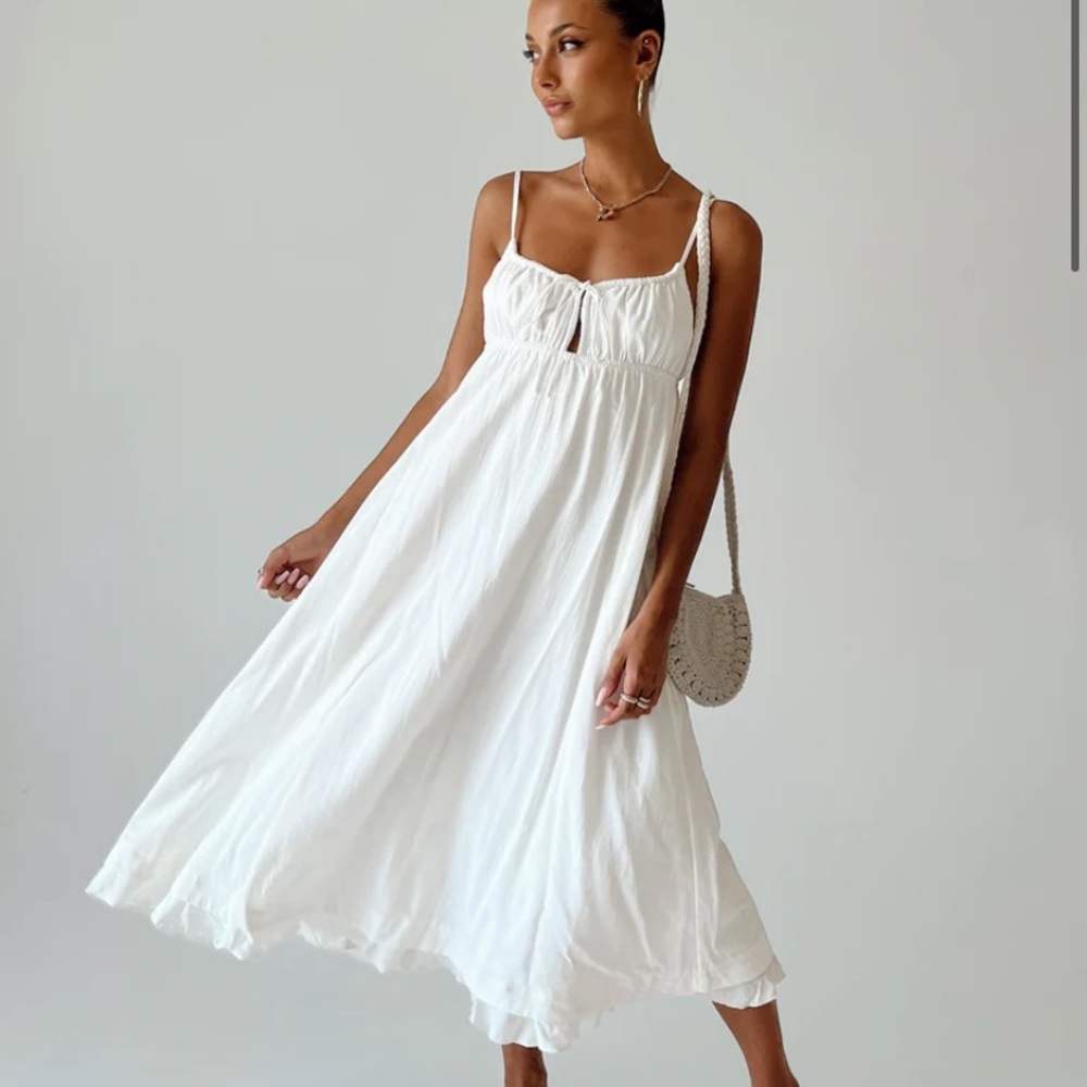 EMPRESS OF LOVE MAXI DRESS WHITE